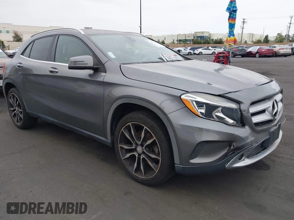 2016 Mercedes-Benz GLA 250 z VIN WDCTG4EB3GJ220886, wystawiony jako IAAI lot #42099790 z przebiegiem 131 012 mil mil oraz . Historia ofert i sprzedaży dostępna na DreamBid. Obrazek 1.