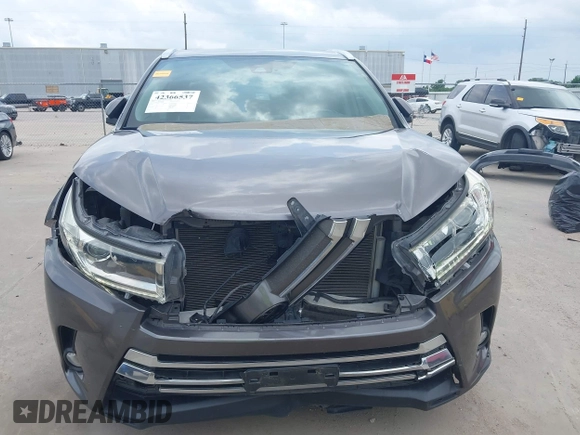 2018 Toyota Highlander Limited с VIN 5TDYZRFH1JS256186, выставлен на аукционе IAAI как лот 42366537 с пробегом 69 894 миль миль и . История ставок и продаж доступна на DreamBid. Изображение 12.