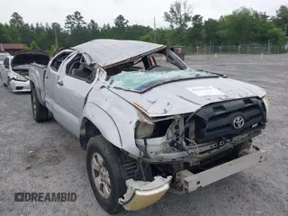 2006 Toyota Tacoma PreRunner z VIN 3TMKU72N46M008011, wystawiony jako IAAI lot #42429444 z przebiegiem 366 386 mil mil oraz . Historia ofert i sprzedaży dostępna na DreamBid. Obrazek 1.