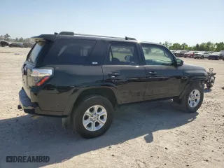 2022 Toyota 4Runner SR5 with VIN JTEEU5JR0N5260179, listed as a Copart auction lot 52883395 with 134,025 mi miles and Salvage Title. Bid and sale history available at carsss.com. Image 3.