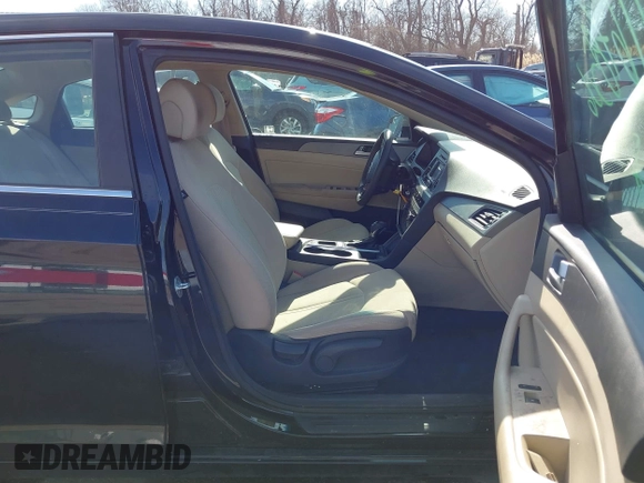2015 Hyundai Sonata 2.4L SE with VIN 5NPE24AF8FH231881, listed as a IAAI auction lot 41678506 with 74,261 mi miles. Bid and sale history available at carsss.com. Image 5.