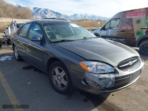 2002 Ford Taurus SEL with VIN 1FAFP56S52A207465, listed as a IAAI auction lot 41218559 with 170,003 mi miles. Bid and sale history available at carsss.com. Image 1.
