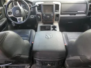 2013 Ram 2500 Laramie z VIN 3C6UR5NL1DG562490, wystawiony jako Copart lot #73021314 z przebiegiem 270 662 mil mil oraz Szkoda całkowita • Salvage title. Historia ofert i sprzedaży dostępna na DreamBid. Obrazek 8.