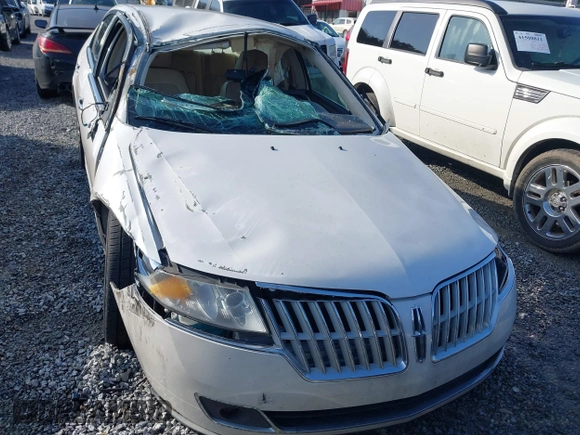 2012 Lincoln MKZ with VIN 3LNHL2GC3CR804525, listed as a IAAI auction lot 41511927 with 162,462 mi miles. Bid and sale history available at carsss.com. Image 6.