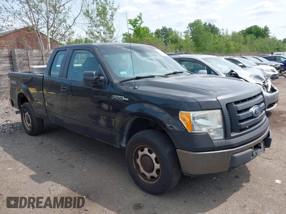 2011 Ford F-150 XL with VIN 1FTFX1EF7BFA67767, listed as a IAAI auction lot 42399898 with 255,994 mi miles and . Bid and sale history available at DreamBid. Image 1.