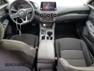2025 Nissan Sentra SV z VIN 3N1AB8CV1SY224331, wystawiony jako Copart lot #52044775 z przebiegiem 1 454 mil mil oraz Czysty tytuł • Clean title. Historia ofert i sprzedaży dostępna na DreamBid. Obrazek 8.