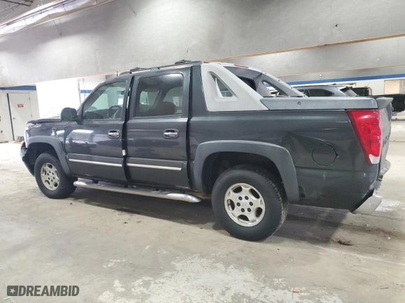 2005 Chevrolet Avalanche LS with VIN 3GNEC12Z95G292918, listed as a Copart auction lot 47771195 with 234,481 mi miles and Salvage Title. Bid and sale history available at carsss.com. Image 2.