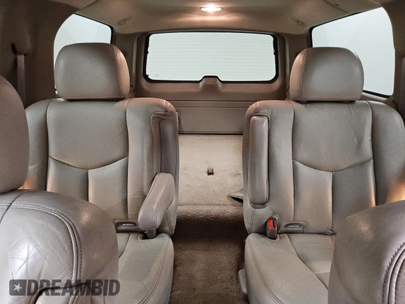 2003 Chevrolet Suburban LT with VIN 1GNFK16Z83J228298, listed as a Copart auction lot 56543165 with 214,110 mi miles and Clean title. Bid and sale history available at DreamBid. Image 10.