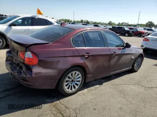 2009 BMW 3 Series 328i xDrive with VIN WBAPK73589A451495, listed as a Copart auction lot 61677195 with 113,144 mi miles and Salvage title. Bid and sale history available at DreamBid. Image 3.