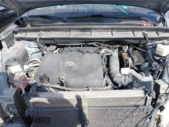 2021 Toyota Highlander L with VIN 5TDZZRAH6MS034453, listed as a IAAI auction lot 41779805 with 128,574 mi miles and . Bid and sale history available at DreamBid. Image 10.