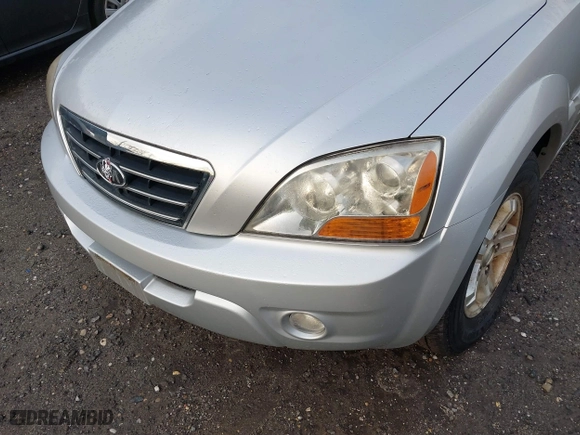 2008 Kia Sorento EX with VIN KNDJC736785782543, listed as a IAAI auction lot 41872596 with 116,815 mi miles. Bid and sale history available at carsss.com. Image 6.