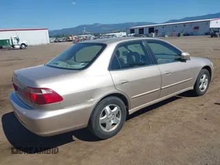 2000 Honda Accord EX with VIN 1HGCG1659YA042210, listed as a IAAI auction lot 42587079 with 149,192 mi miles and . Bid and sale history available at DreamBid. Image 4.