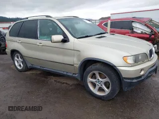 2001 BMW X5 3.0i with VIN WBAFA535X1LM64227, listed as a IAAI auction lot 41885244 with 224,646 mi miles. Bid and sale history available at carsss.com. Image 1.
