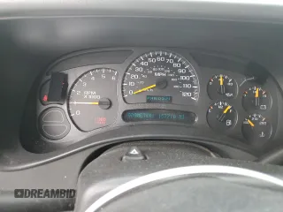 2005 Chevrolet Suburban LT with VIN 1GNFK16Z45J144627, listed as a Copart auction lot 47861005 with 157,770 mi miles and Salvage title. Bid and sale history available at DreamBid. Image 9.