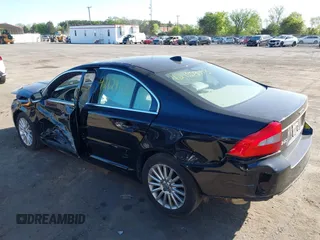 2007 Volvo S80 I6 z VIN YV1AS982071033829, wystawiony jako IAAI lot #42129113 z przebiegiem 205 949 mil mil oraz . Historia ofert i sprzedaży dostępna na DreamBid. Obrazek 3.
