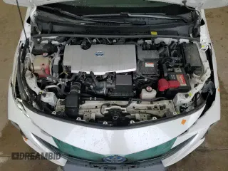 2018 Toyota Prius Plus with VIN JTDKARFP8J3074202, listed as a Copart auction lot 68946305 with 120,666 mi miles and Salvage title. Bid and sale history available at DreamBid. Image 14.