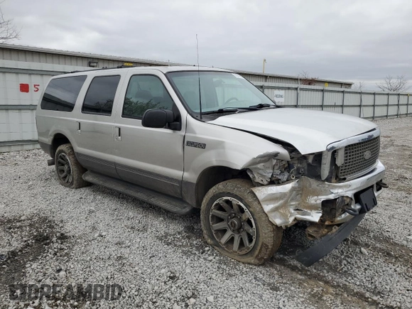 2002 Ford Excursion XLT with VIN 1FMNU41S22EC86209, listed as a Copart auction lot 51261065 with 202,942 mi miles and Salvage title. Bid and sale history available at DreamBid. Image 4.