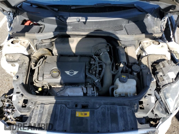 2016 MINI Countryman S with VIN WMWZC3C56GWT07894, listed as a Copart auction lot 59388905 with 80,420 mi miles and Salvage title. Bid and sale history available at DreamBid. Image 11.