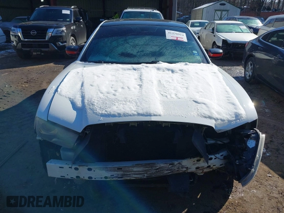 2013 Dodge Charger RT with VIN 2C3CDXCT7DH583673, listed as a IAAI auction lot 41370924 with 133,474 mi miles. Bid and sale history available at carsss.com. Image 12.