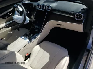 2024 Mercedes-Benz CLE 300 z VIN W1KMK4HB7RF028287, wystawiony jako Copart lot #48544755 z przebiegiem Nie podano mil oraz Szkoda całkowita • Salvage title. Historia ofert i sprzedaży dostępna na DreamBid. Obrazek 8.