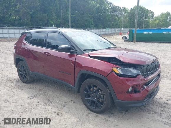 2022 Jeep Compass Latitude z VIN 3C4NJCBB2NT210970, wystawiony jako IAAI lot #42302790 z przebiegiem 27 999 mil mil oraz . Historia ofert i sprzedaży dostępna na DreamBid. Obrazek 1.