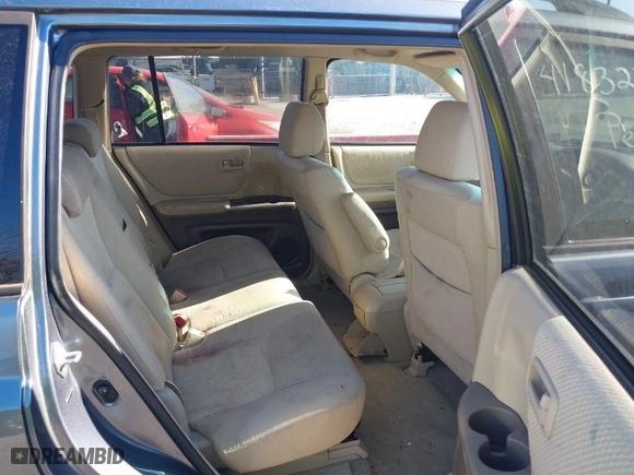 2005 Toyota Highlander with VIN JTEDP21AX50087344, listed as a IAAI auction lot 41832299 with 278,329 mi miles. Bid and sale history available at carsss.com. Image 8.