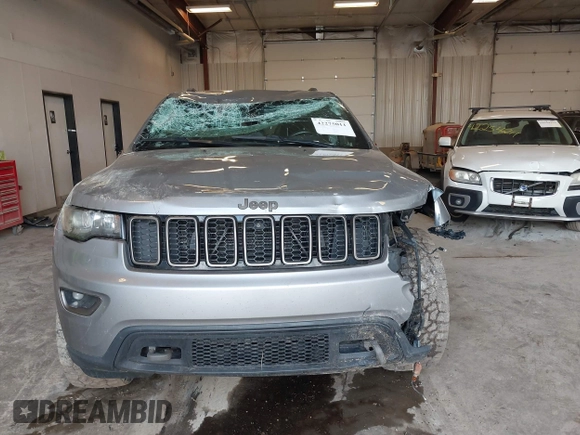 2016 Jeep Grand Cherokee Laredo with VIN 1C4RJFAG6GC366301, listed as a IAAI auction lot 42275011 with 203,133 mi miles and . Bid and sale history available at DreamBid. Image 12.