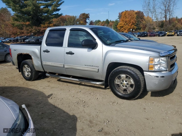 2010 Chevrolet Silverado 1500 LT with VIN 3GCRKSE38AG160303, listed as a Copart auction lot 77270644 with 217,349 mi miles and Clean Title. Bid and sale history available at carsss.com. Image 4.