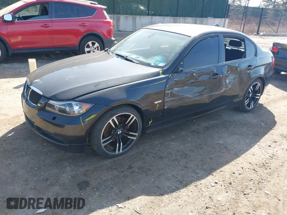 2007 BMW 3 Series 328xi z VIN WBAVC73537KP34639, wystawiony jako IAAI lot #41781545 z przebiegiem 115 107 mil mil oraz . Historia ofert i sprzedaży dostępna na DreamBid. Obrazek 2.