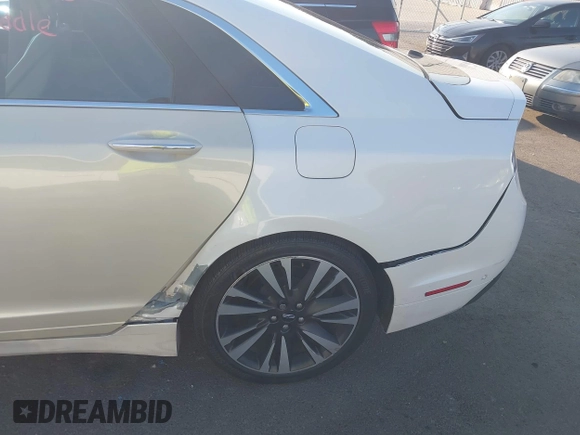 2018 Lincoln MKZ Reserve with VIN 3LN6L5E96JR610584, listed as a IAAI auction lot 42708476 with 58,747 mi miles and . Bid and sale history available at DreamBid. Image 18.