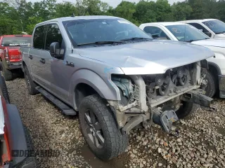 2019 Ford F-150 XL with VIN 1FTEW1E51KFA66376, listed as a Copart auction lot 52975895 with 136,957 mi miles and Salvage Title. Bid and sale history available at carsss.com. Image 4.