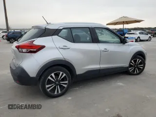 2020 Nissan Kicks SV with VIN 3N1CP5CV5LL484299, listed as a Copart auction lot 79484214 with 77,315 mi miles and Salvage Title. Bid and sale history available at DreamBid. Image 3.
