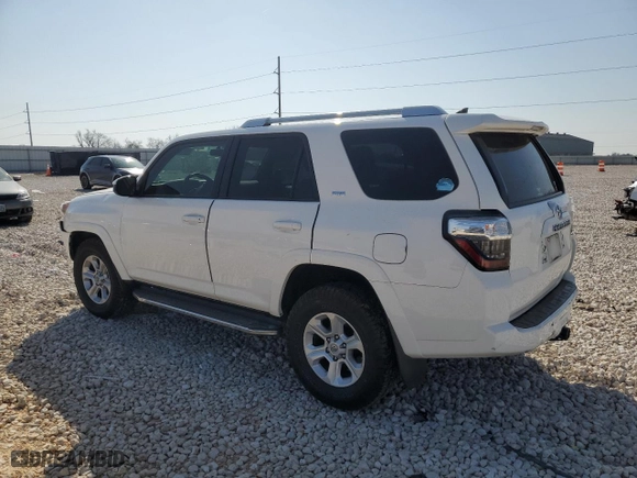 2014 Toyota 4Runner SR5 with VIN JTEZU5JR2E5078873, listed as a Copart auction lot 50536025 with 152,174 mi miles and Salvage Title. Bid and sale history available at carsss.com. Image 2.