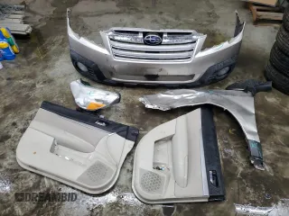 2014 Subaru Outback 2.5i with VIN 4S4BRBAC2E3260999, listed as a Copart auction lot 44455735 with 123,279 mi miles and Salvage Title. Bid and sale history available at carsss.com. Image 13.