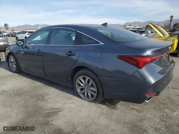 2022 Toyota Avalon XLE with VIN 4T1JZ1FB8NU085996, listed as a Copart auction lot 43471555 with 56,319 mi miles and Salvage Title. Bid and sale history available at carsss.com. Image 2.