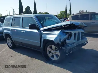 2014 Jeep Patriot Latitude with VIN 1C4NJPFB5ED536401, listed as a IAAI auction lot 42383752 with 68,657 mi miles and . Bid and sale history available at DreamBid. Image 1.