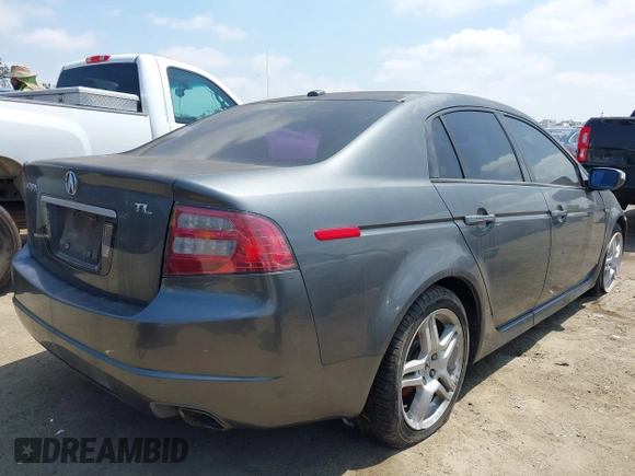 2008 Acura TL with VIN 19UUA662X8A005031, listed as a IAAI auction lot 42097705 with 1 mi miles. Bid and sale history available at carsss.com. Image 4.