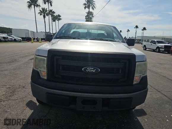 2014 Ford F-150 XL with VIN 1FTMF1CM5EKD54547, listed as a IAAI auction lot 42729479 with 188,818 mi miles and . Bid and sale history available at DreamBid. Image 11.
