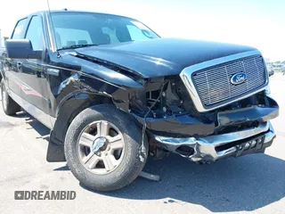 2007 Ford F-150 XLT z VIN 1FTPW14V67KB13295, wystawiony jako IAAI lot #42585123 z przebiegiem 66 173 mil mil oraz . Historia ofert i sprzedaży dostępna na DreamBid. Obrazek 6.