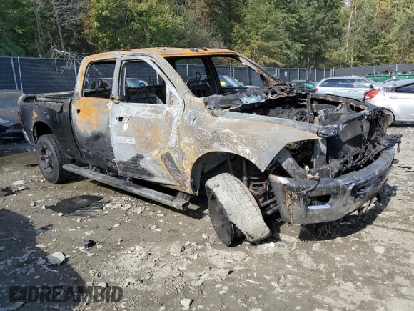 2015 Ram 2500 Big Horn with VIN 3C6UR5DJ1FG685483, listed as a Copart auction lot 39069144 with Not provided miles and Non repairable. Bid and sale history available at DreamBid. Image 4.
