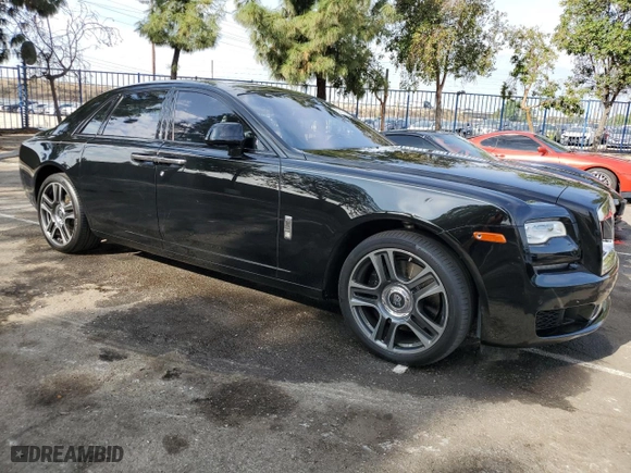 2019 Rolls-Royce Ghost with VIN SCA664S54KUX54725, listed as a Copart auction lot 62910454 with 17,246 mi miles and Salvage Title. Bid and sale history available at carsss.com. Image 4.