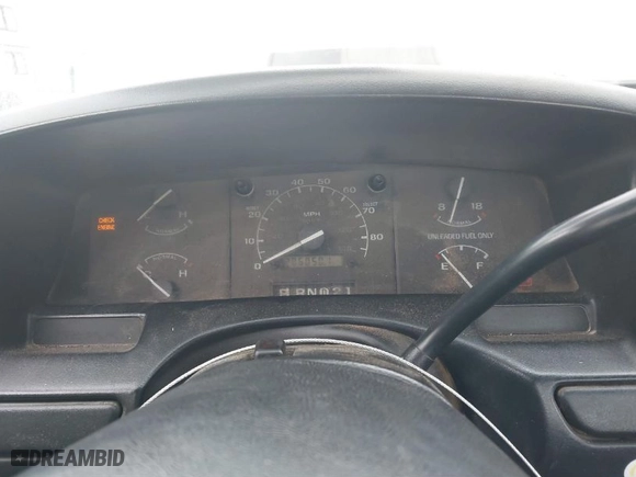 1996 Ford F-250 HD with VIN 1FTHF25HXTEA54523, listed as a IAAI auction lot 41646186 with 206,050 mi miles. Bid and sale history available at carsss.com. Image 7.