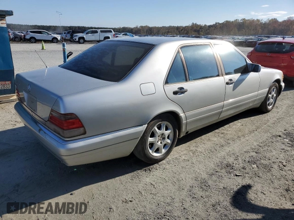 1999 Mercedes-Benz S-Class with VIN WDBGA43G7XA412012, listed as a Copart auction lot 78264204 with 141,038 mi miles and Clean Title. Bid and sale history available at carsss.com. Image 3.