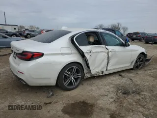 2021 BMW 5 Series 530i xDrive with VIN WBA13BJ00MWX25684, listed as a Copart auction lot 89395415 with 74,907 mi miles and Salvage Title. Bid and sale history available at DreamBid. Image 3.