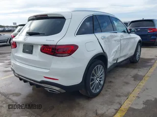 2022 Mercedes-Benz GLC with VIN W1N0G8EB6NG078133, listed as a IAAI auction lot 41448660 with 31,695 mi miles. Bid and sale history available at carsss.com. Image 4.