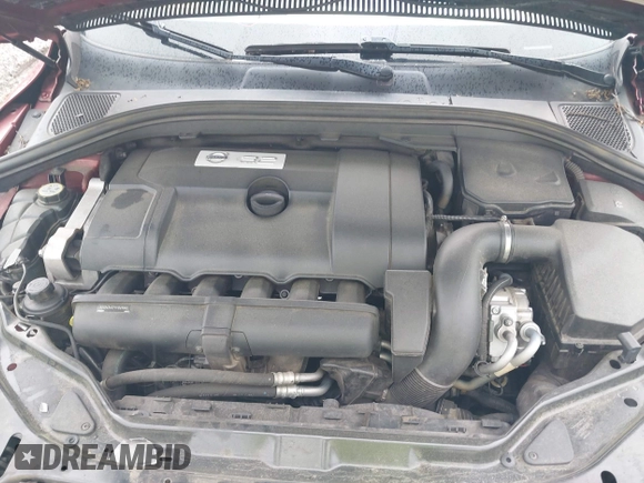 2013 Volvo XC60 3.2L with VIN YV4952DL4D2427004, listed as a IAAI auction lot 42152402 with 154,428 mi miles and . Bid and sale history available at DreamBid. Image 10.
