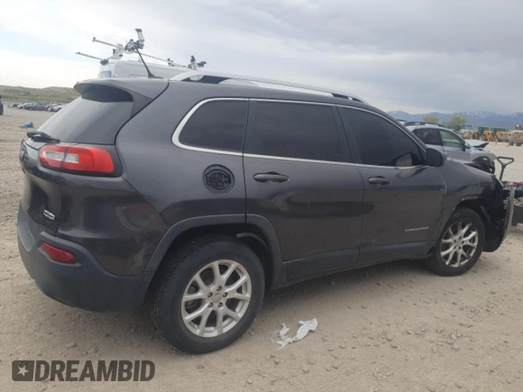 2016 Jeep Cherokee Latitude with VIN 1C4PJMCBXGW279626, listed as a Copart auction lot 54487735 with 108,294 mi miles and Clean Title. Bid and sale history available at carsss.com. Image 3.
