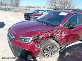 2021 Subaru Outback Premium with VIN 4S4BTACC8M3124626, listed as a IAAI auction lot 41887187 with 40,274 mi miles. Bid and sale history available at carsss.com. Image 6.