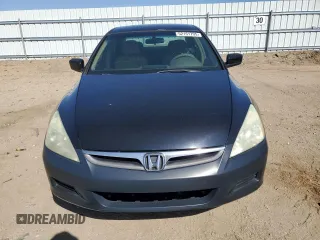 2007 Honda Accord LX z VIN 1HGCM56457A225416, wystawiony jako Copart lot #52151795 z przebiegiem 201 787 mil mil oraz Szkoda całkowita • Salvage title. Historia ofert i sprzedaży dostępna na DreamBid. Obrazek 5.