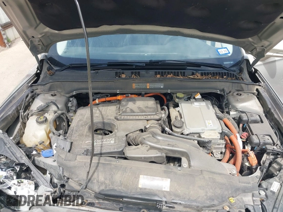 2015 Ford Fusion Energi Titanium with VIN 3FA6P0SU3FR114739, listed as a IAAI auction lot 42003011 with 120,553 mi miles. Bid and sale history available at carsss.com. Image 10.